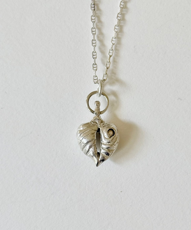 Collar amuleto Libra | Corazón